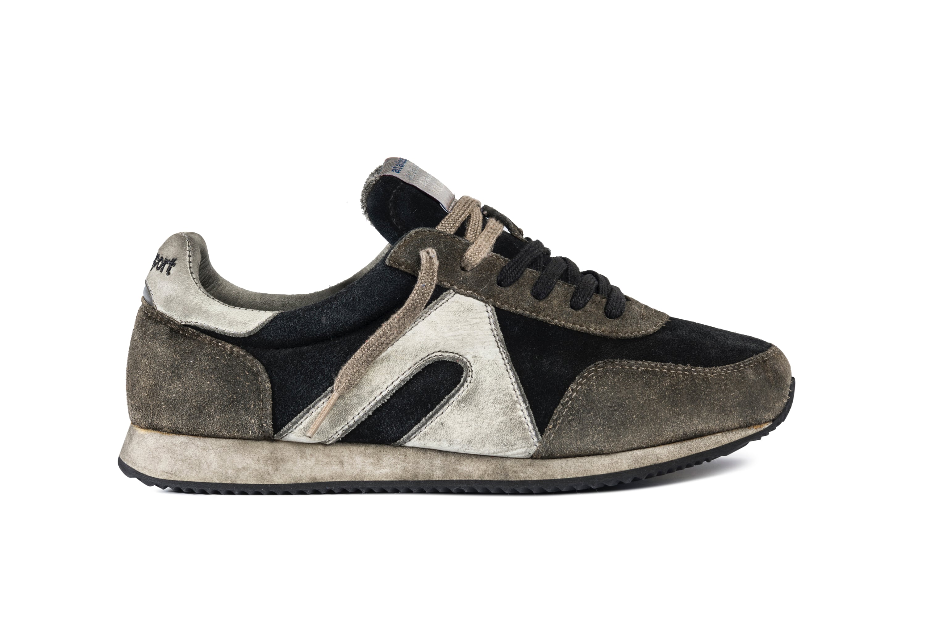 Super Suede Dirty - Black / Dark Concrete